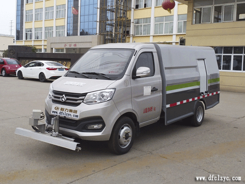 程力專(zhuān)用汽車(chē)股份有限公司國(guó)六長(zhǎng)安路面養(yǎng)護(hù)車(chē)