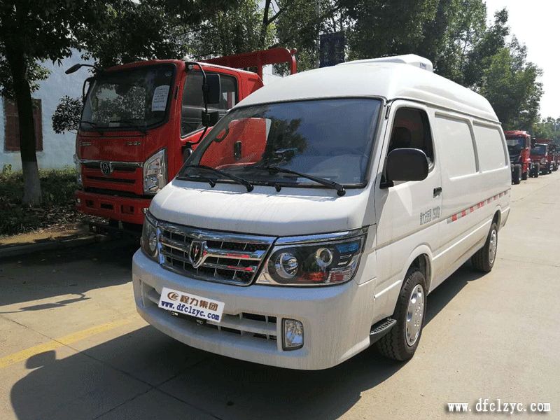 程力集團金杯面包冷藏車，好評如潮！